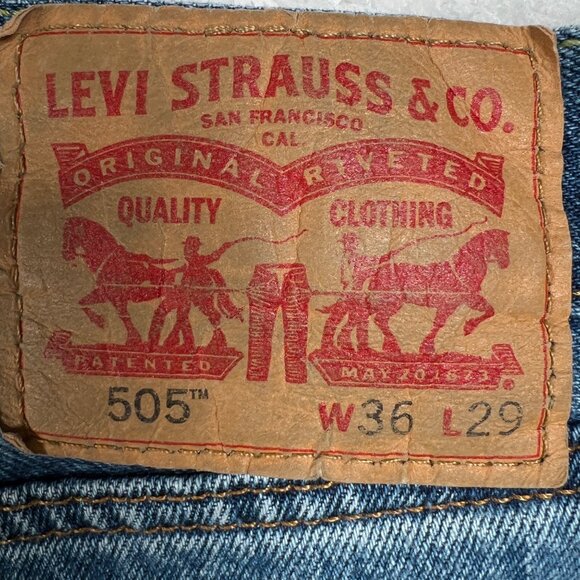 Levi’s 505 Jeans Men’s 5-Pocket Straight Leg Cotton Denim Button Close Blue 36 - Picture 2 of 13